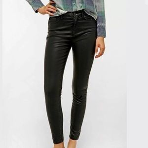 black faux leather pants🖤